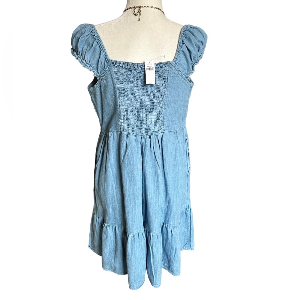 🌻 Old Navy Ruffle Tier Chambray Dress - Picture 2 of 4